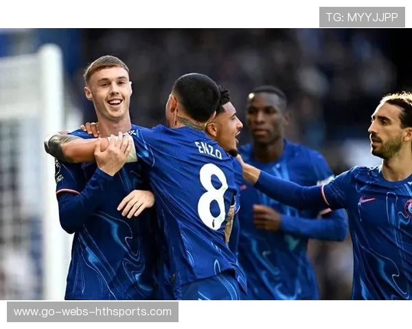 切尔西反击速度惊人，帕尔默反插时机掌握绝佳